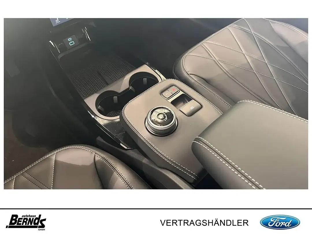 Ford Mustang Mach-E Standard Range - Thumbnail 15