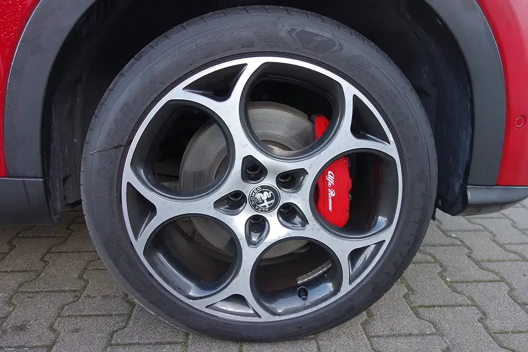 Alfa Romeo Tonale PHEV Veloce - Thumbnail 5