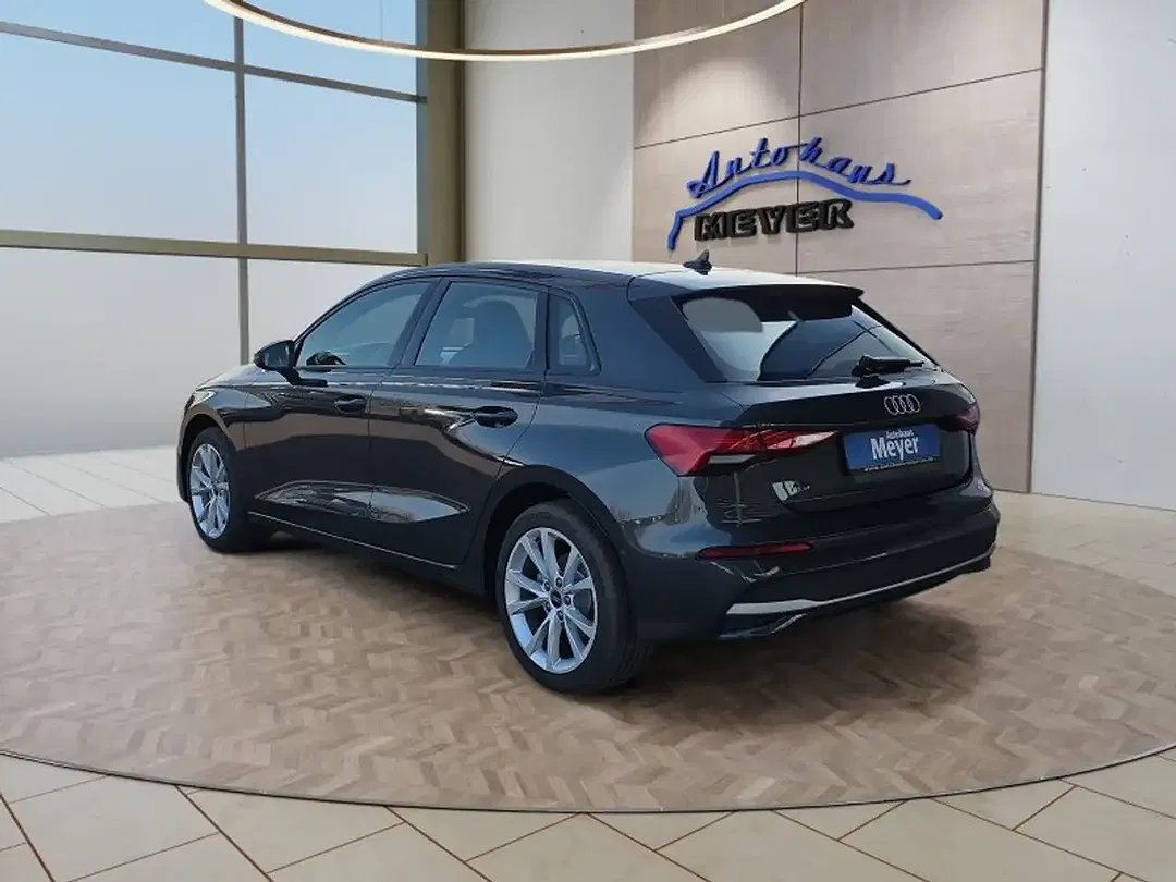 Audi A3 Sportback - Thumbnail 4