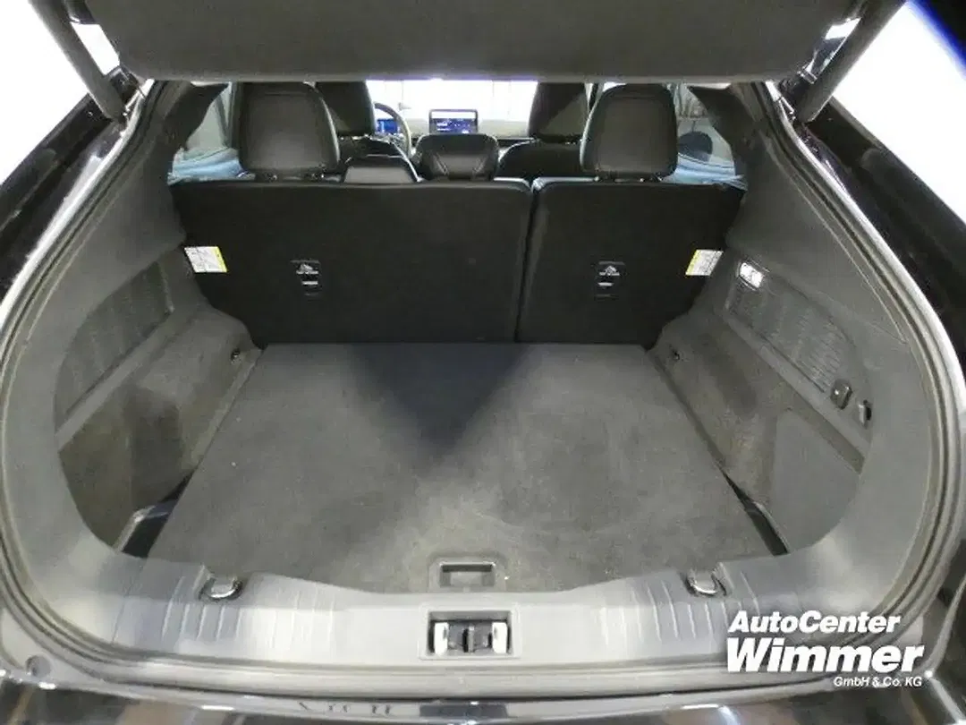 Ford Mustang - Thumbnail 12