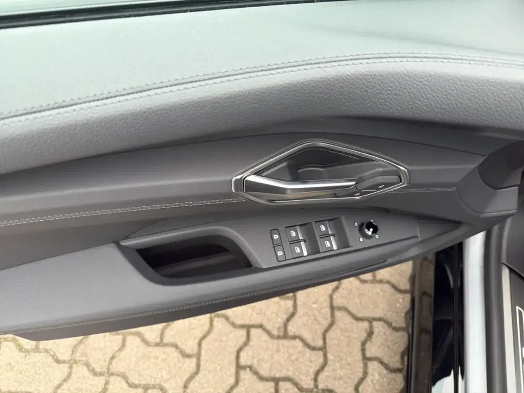 Audi e-tron GT quattro - Thumbnail 11
