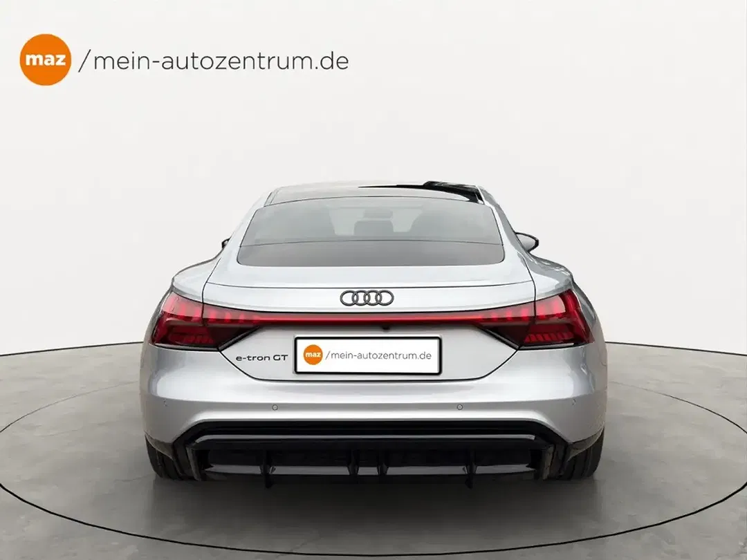 Audi e-tron GT quattro - Thumbnail 4