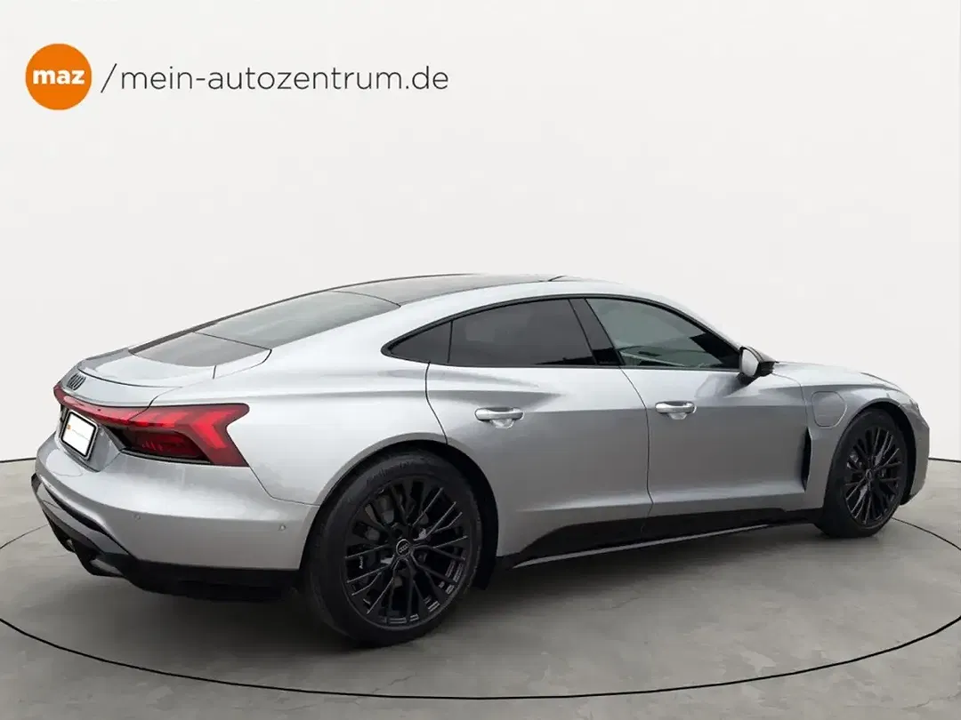 Audi e-tron GT quattro - Thumbnail 5