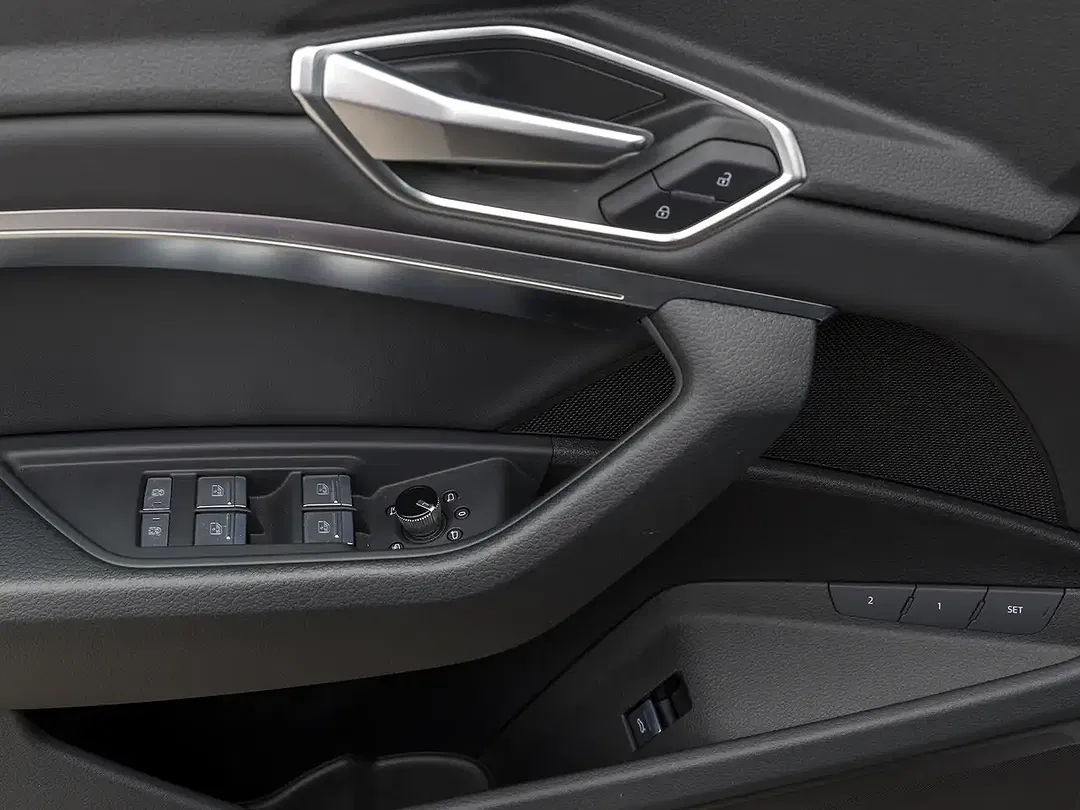 Audi e-tron 55 quattro advanced - Thumbnail 9