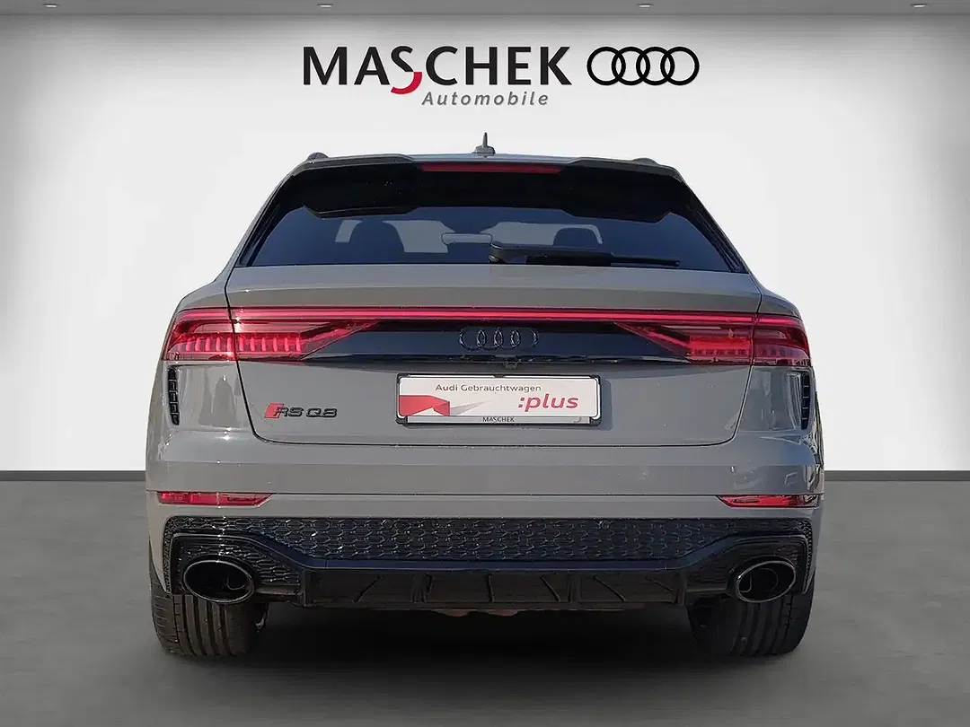 Audi RS Q8 - Thumbnail 5