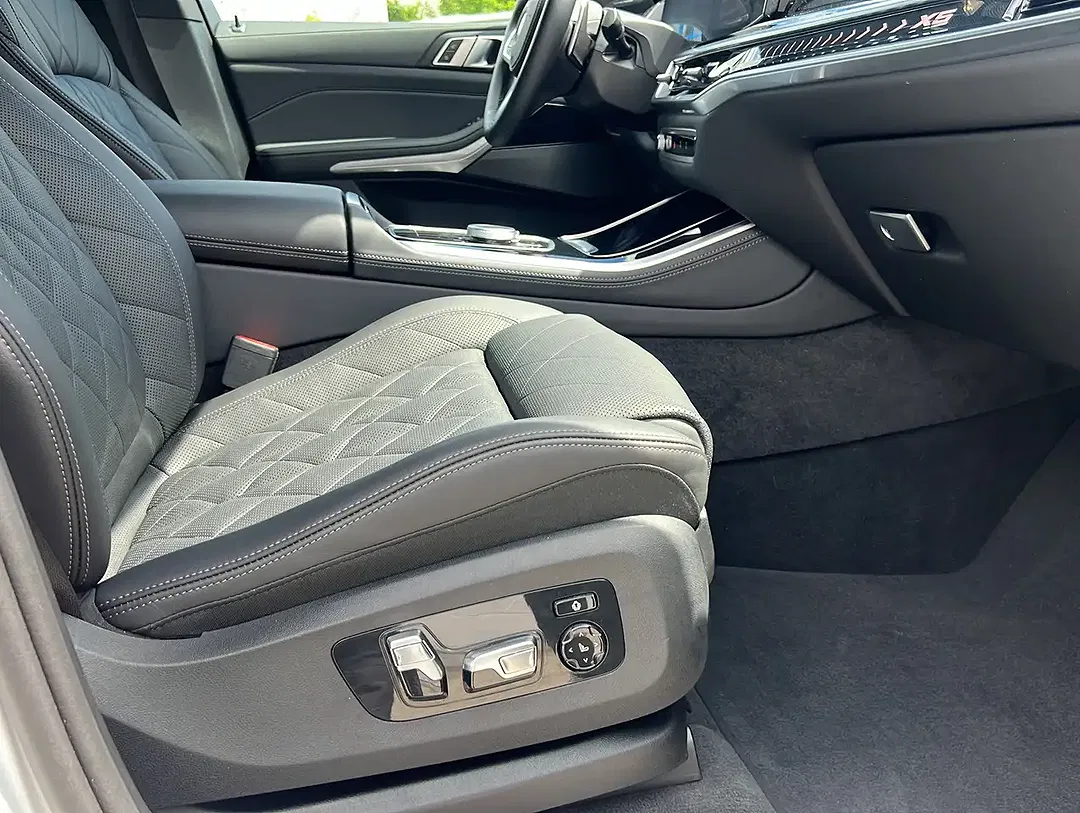BMW X5 xDrive M Sport - Thumbnail 15