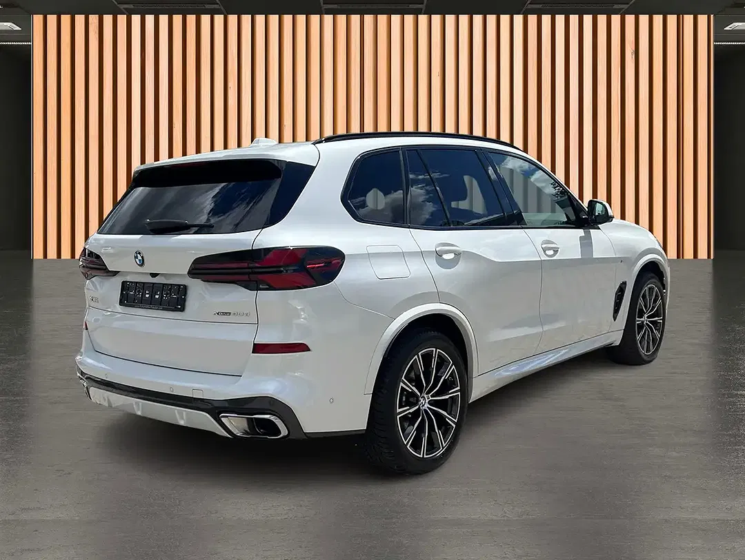 BMW X5 xDrive M Sport - Thumbnail 4