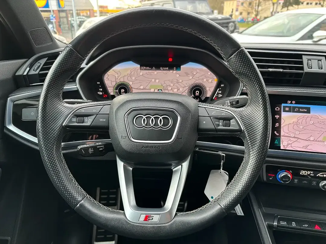 Audi Q3 S line - Thumbnail 7