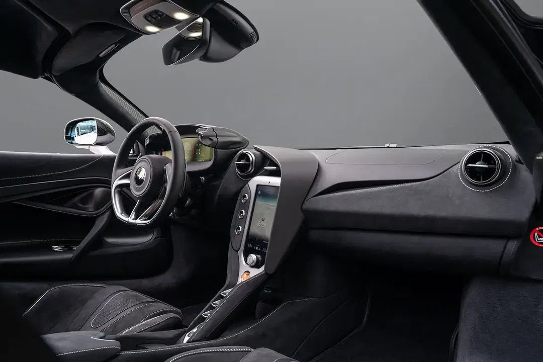 McLaren 600LT Black Pack - Thumbnail 14
