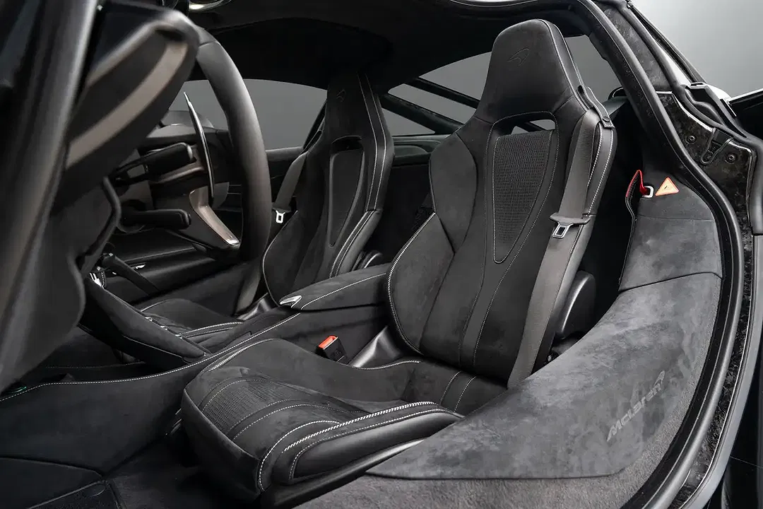McLaren 600LT Black Pack - foto 15