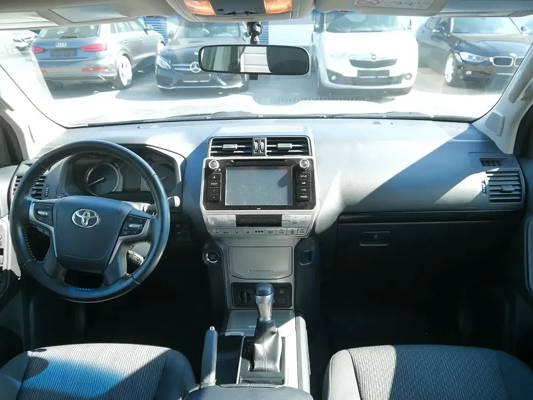 Toyota Land Cruiser 2.8 AUT Comfort - foto 15