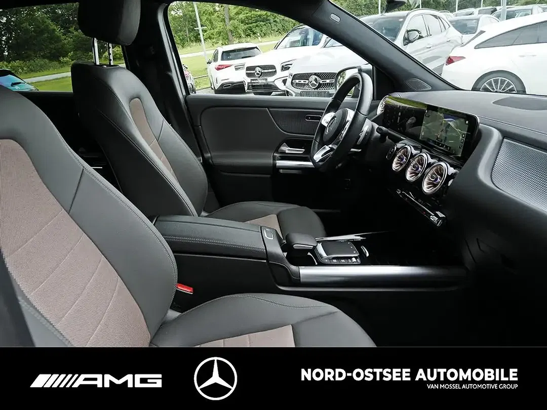 Mercedes-Benz EQA 250 MBUX - Thumbnail 11