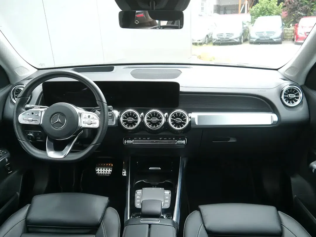 Mercedes-Benz EQB 350 4MATIC AMG Line - foto 15