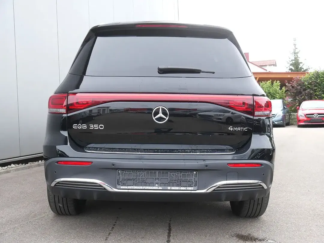 Mercedes-Benz EQB 350 4MATIC AMG Line - Thumbnail 3