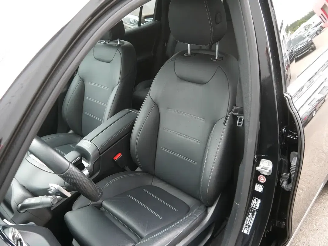 Mercedes-Benz EQB 350 4MATIC AMG Line - Thumbnail 8