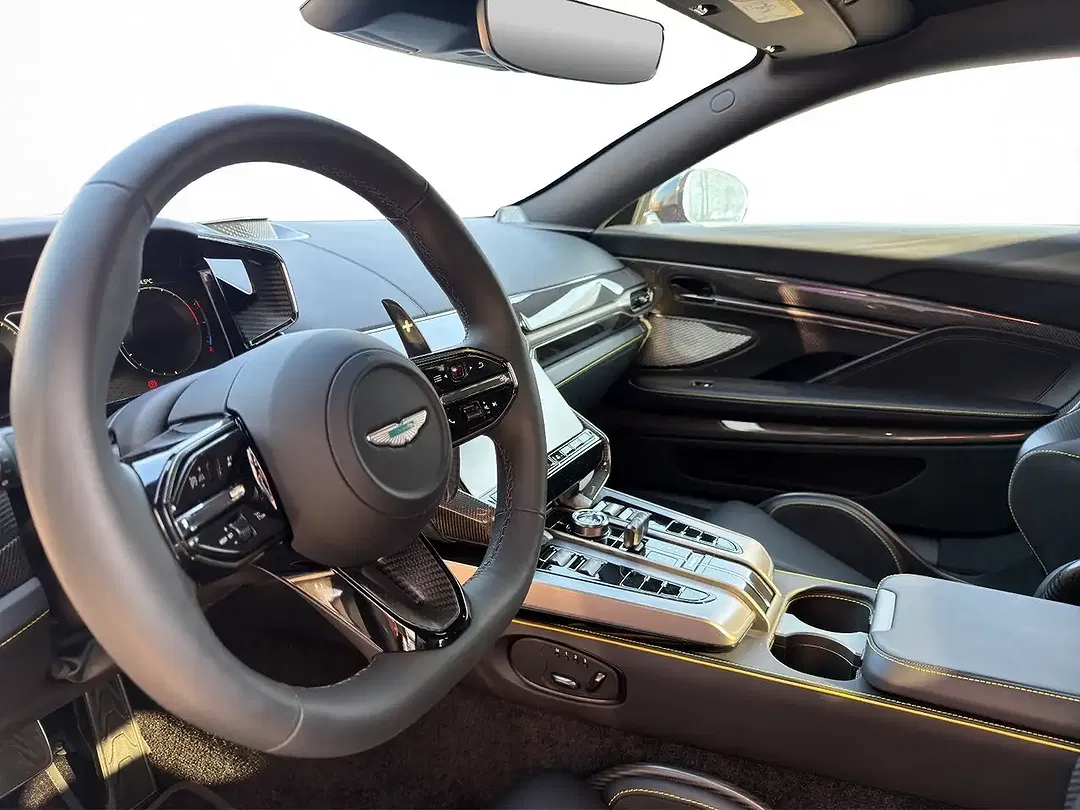 Aston Martin Vanquish - Thumbnail 11