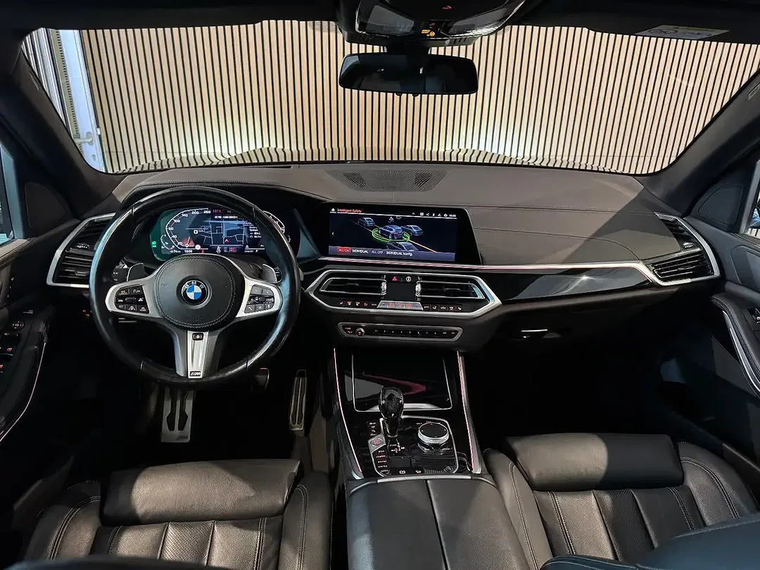 BMW X5 M - Thumbnail 6