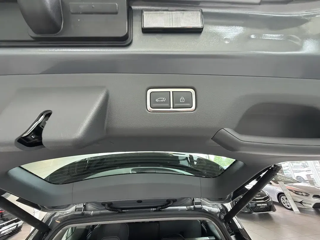 Kia EV9 Air - Thumbnail 19