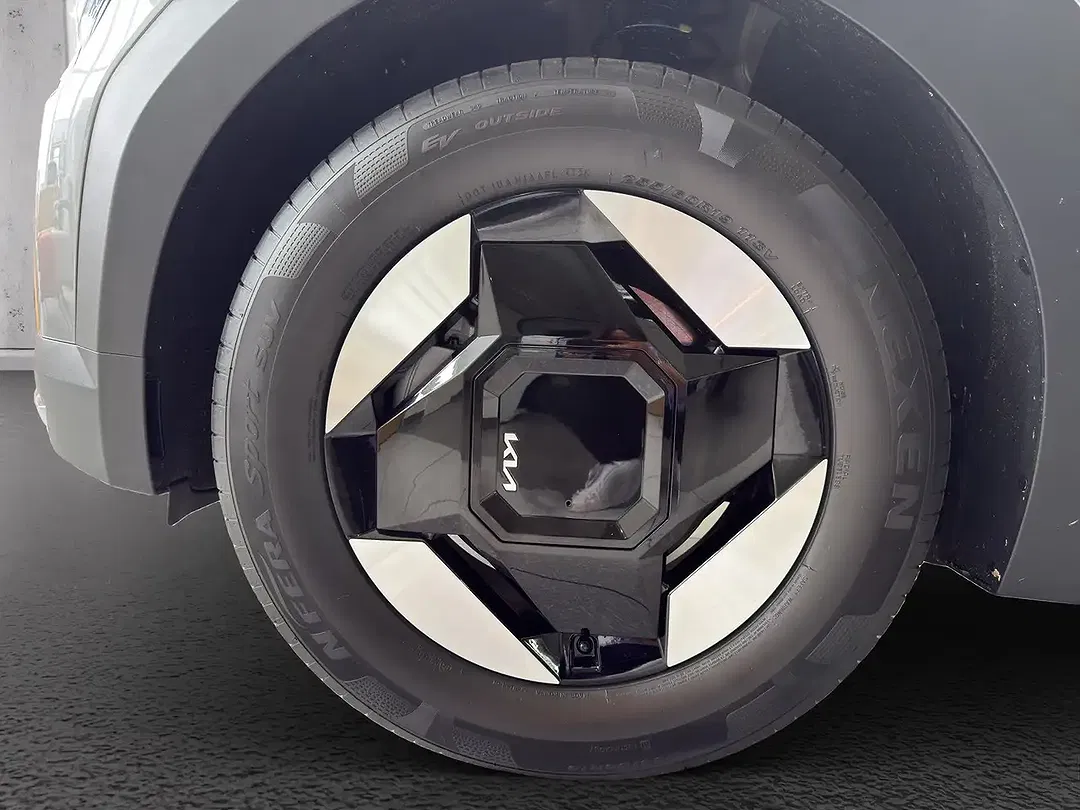 Kia EV9 Air - Thumbnail 9
