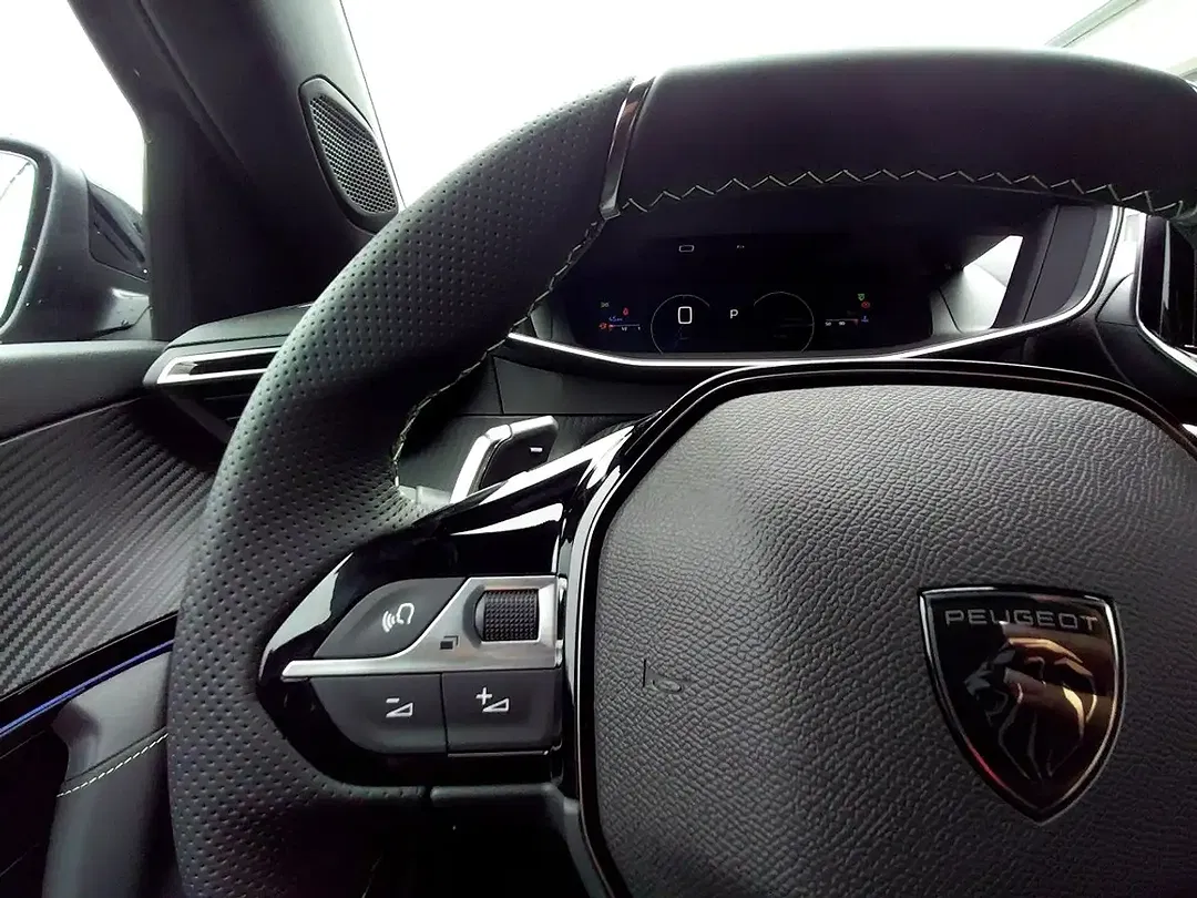 Peugeot 2008 145 GT - Thumbnail 12