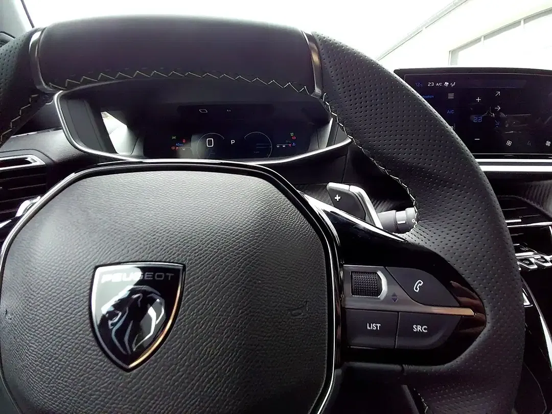 Peugeot 2008 145 GT - Thumbnail 13