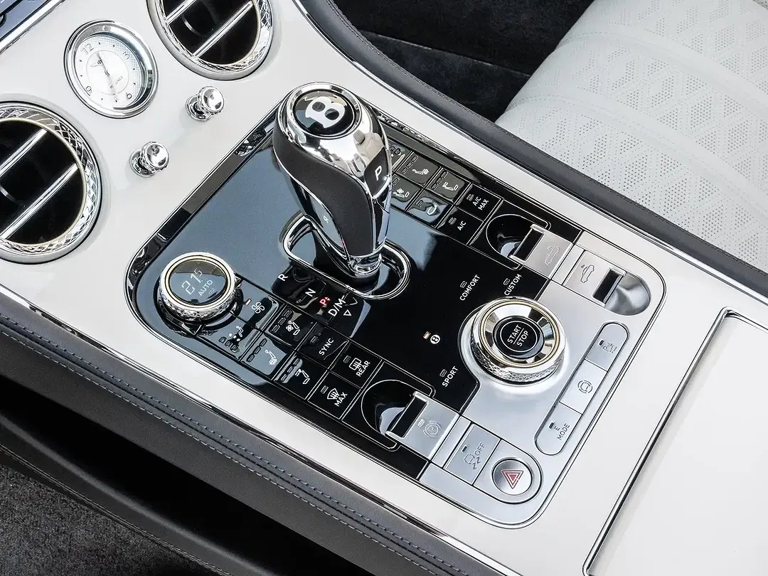 Bentley Continental GTC Mulliner - Thumbnail 14