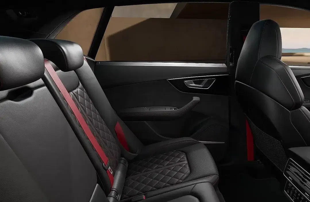 Audi Q8 S line - Thumbnail 15
