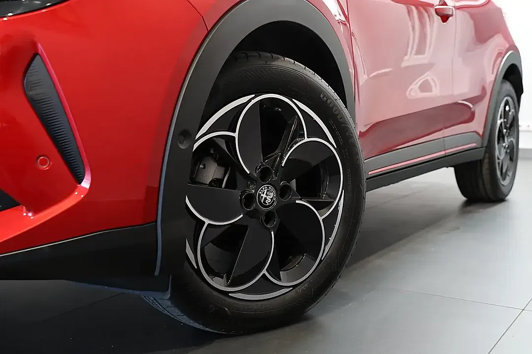 Alfa Romeo Junior Elettrica Speciale - Thumbnail 3