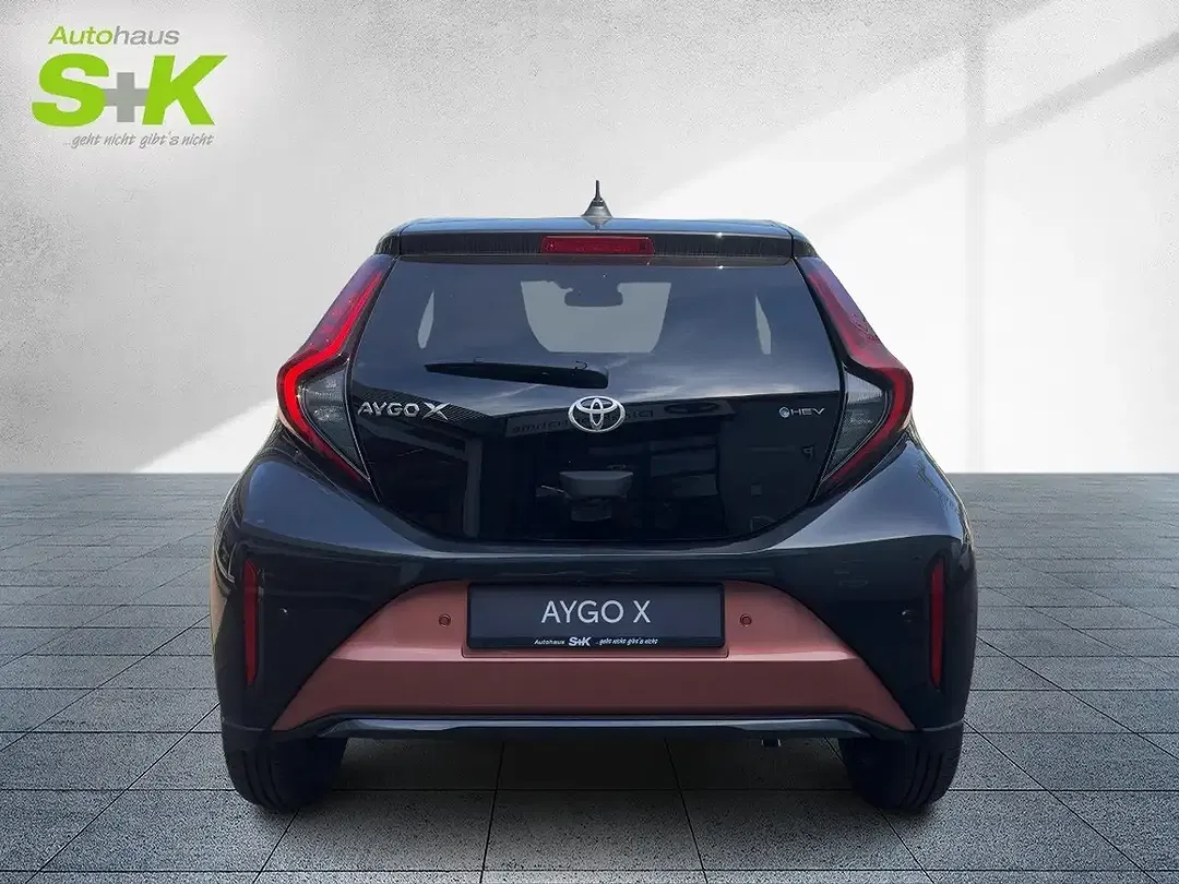 Toyota Aygo X 1.5 CVT Lounge - Thumbnail 3