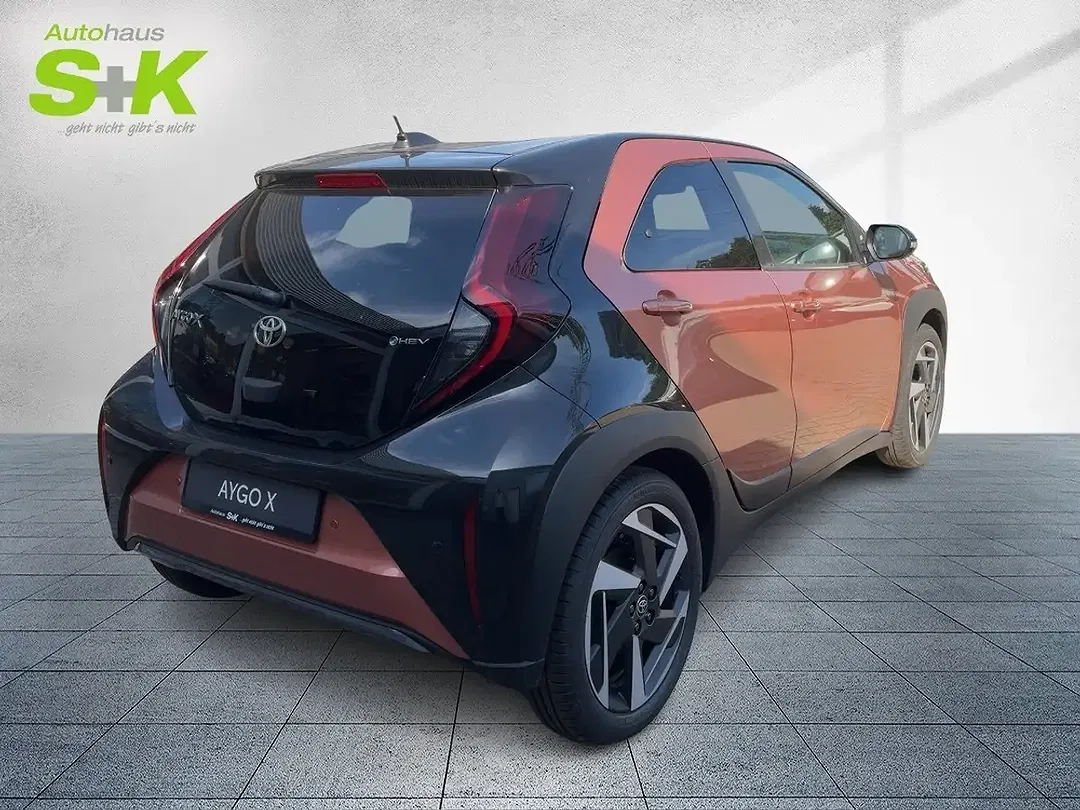 Toyota Aygo X 1.5 CVT Lounge - Thumbnail 4