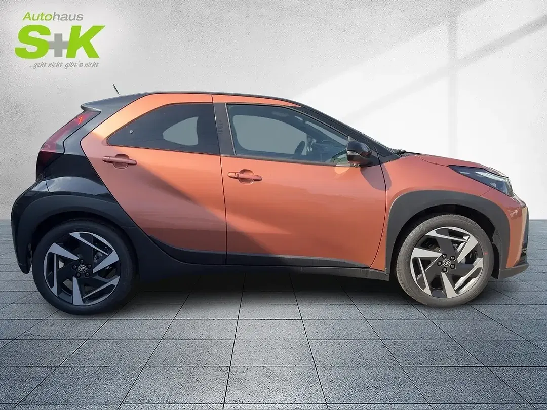 Toyota Aygo X 1.5 CVT Lounge - Thumbnail 5