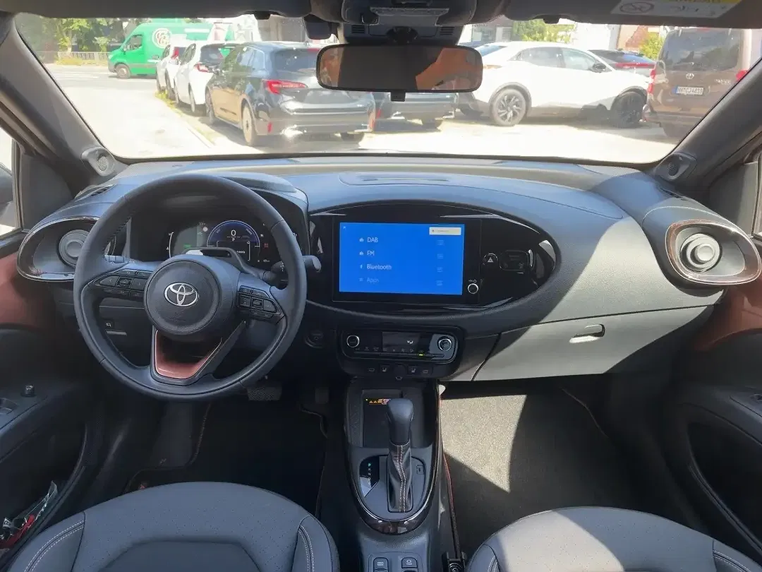 Toyota Aygo X 1.5 CVT Lounge - Thumbnail 8
