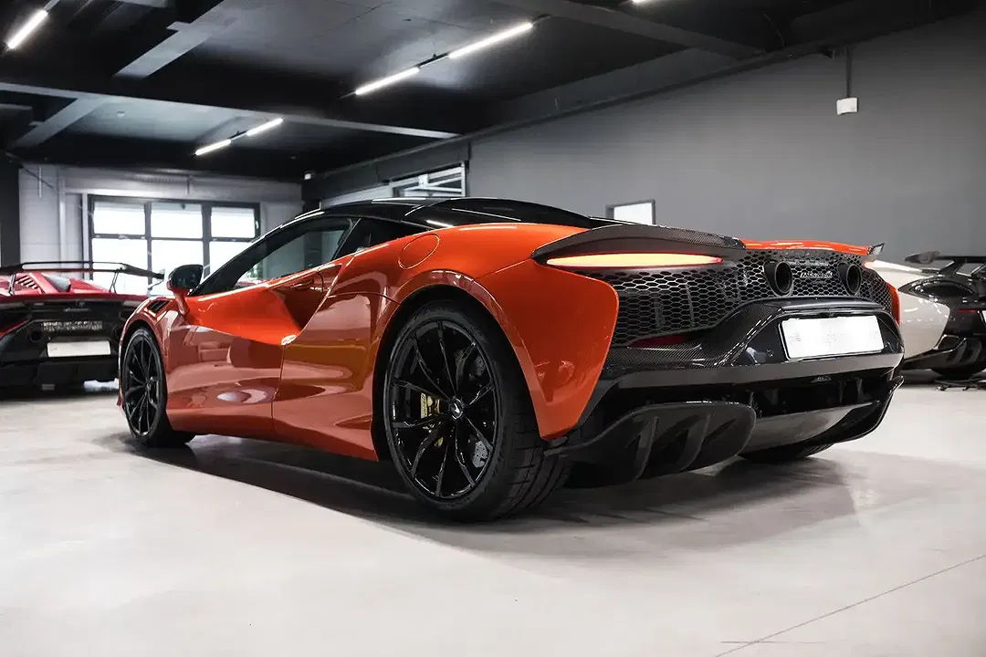 McLaren Artura - Thumbnail 5