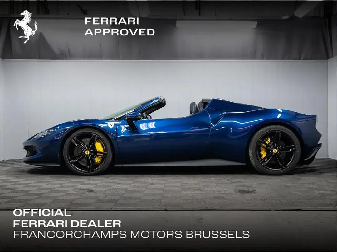 Ferrari 296 GTS - Thumbnail 7