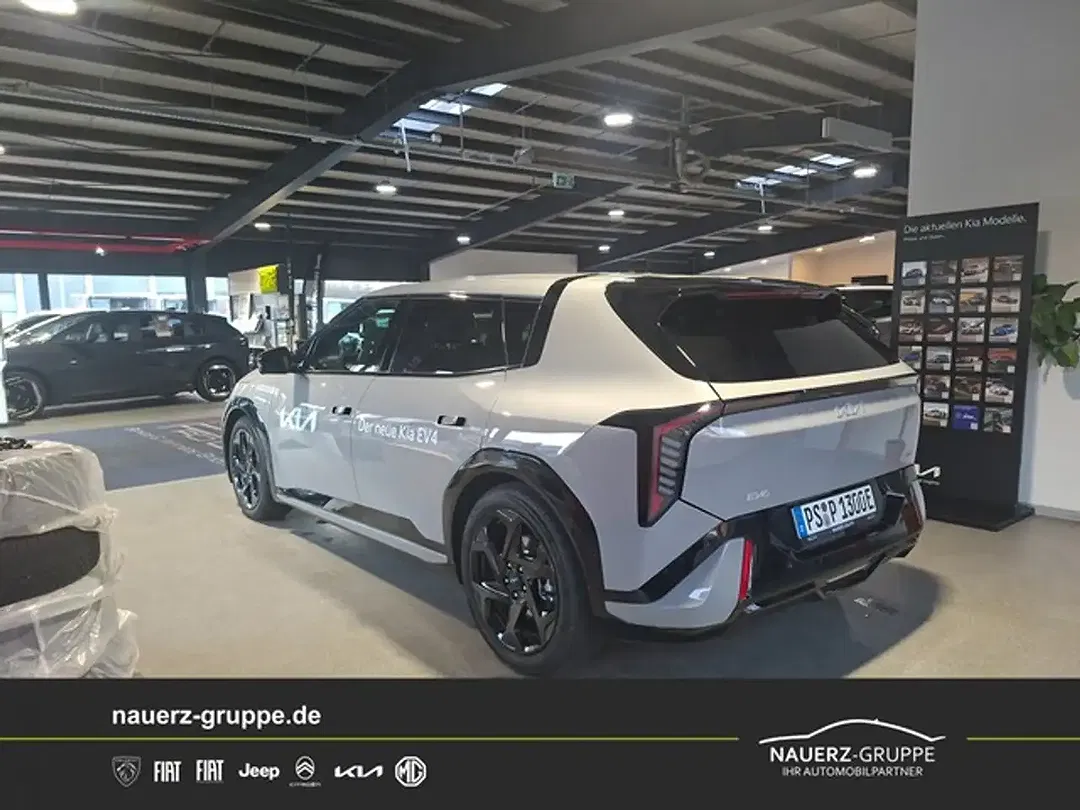 Kia EV4 GT-Line - Thumbnail 3