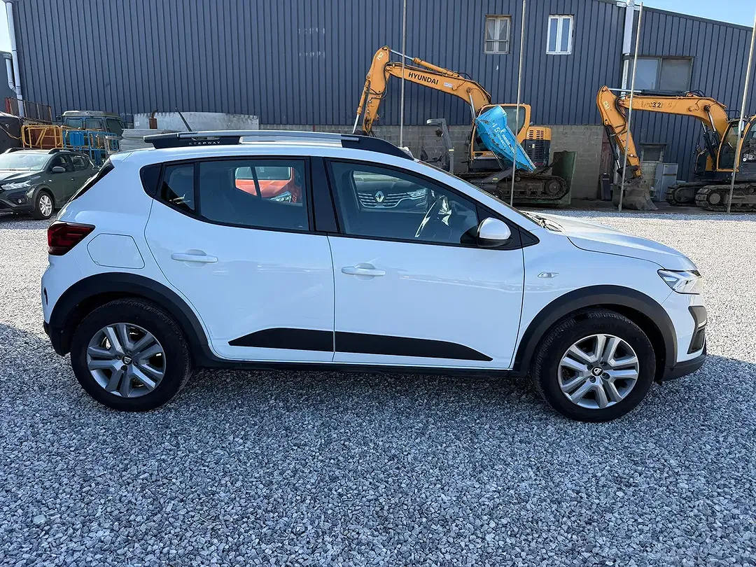 Dacia Sandero TCe Stepway Comfort - Thumbnail 4