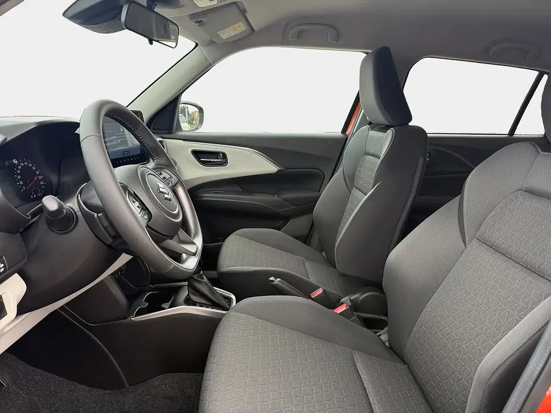 Suzuki Swift Hybrid 1.2 CVT AUT Comfort+ - Thumbnail 6
