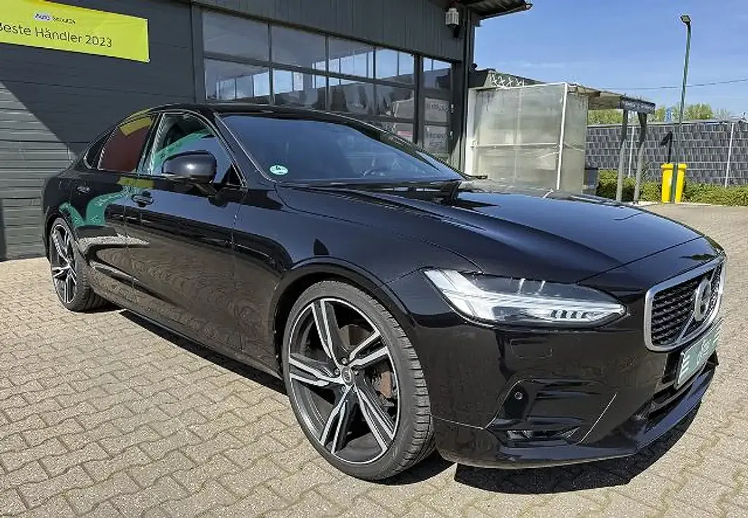 Volvo S90 T6 AWD R-Design - Thumbnail 3
