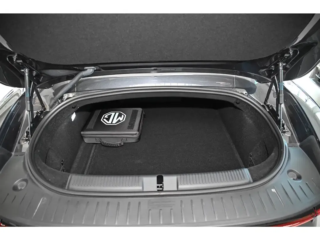 MG Cyberster Xpower - Thumbnail 10