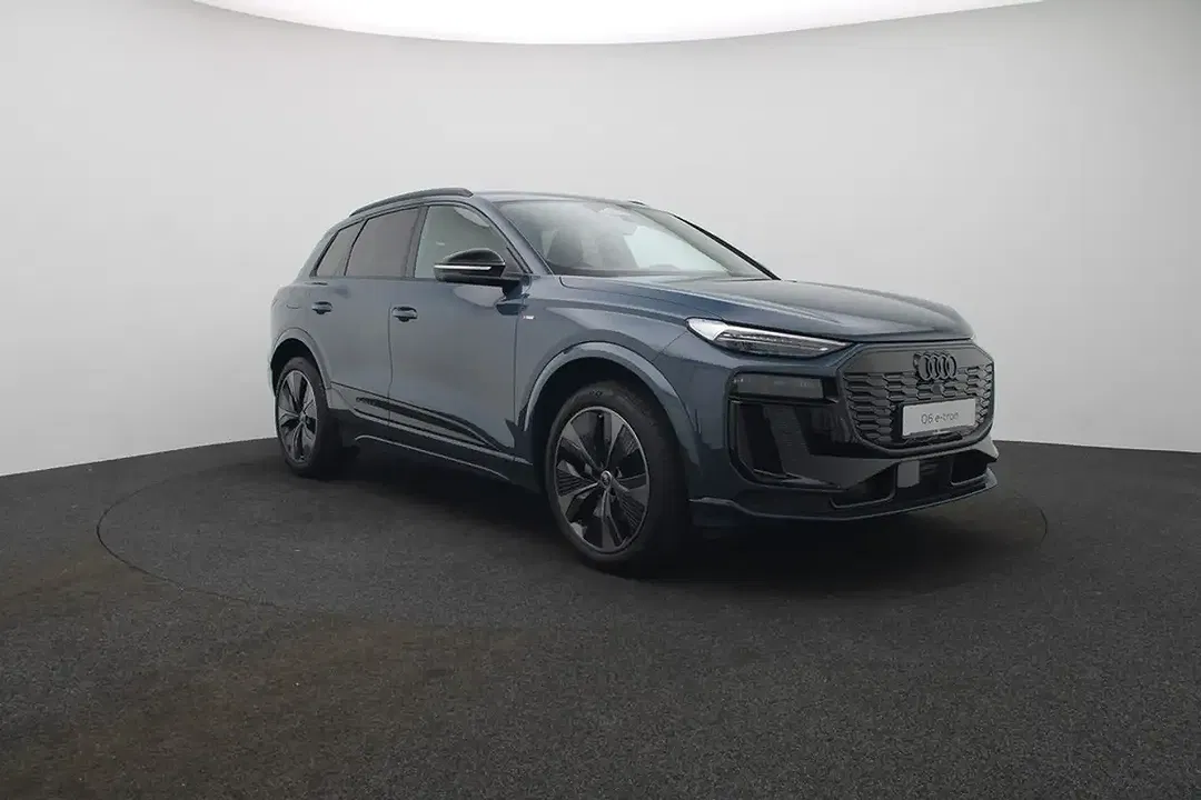 Audi e-tron quattro Pro - Thumbnail 6