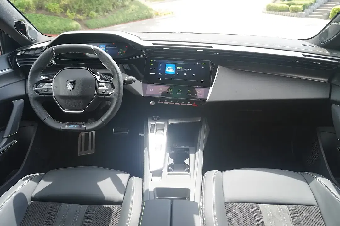 Peugeot 408 145 AUT Hybrid GT Exclusive - Thumbnail 9