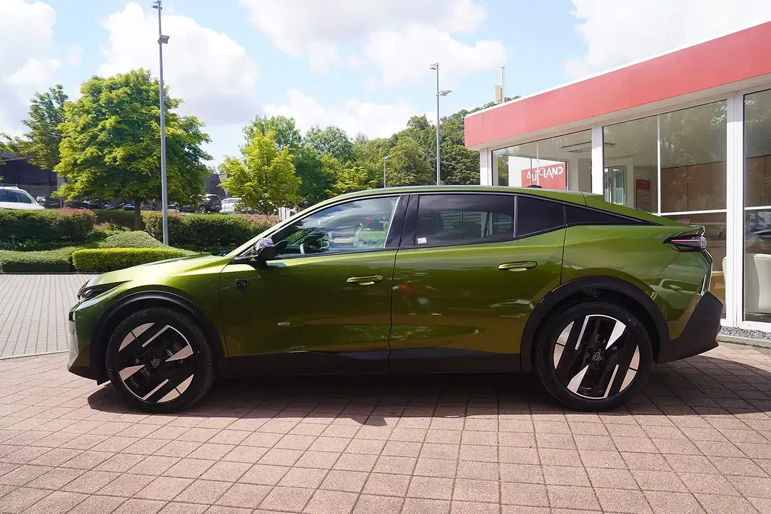 Peugeot 408 145 AUT Hybrid GT Exclusive - Thumbnail 6