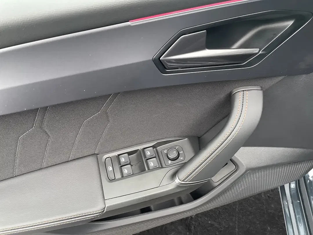 CUPRA Leon 1.5 eTSI DSG Sportstourer - Thumbnail 5