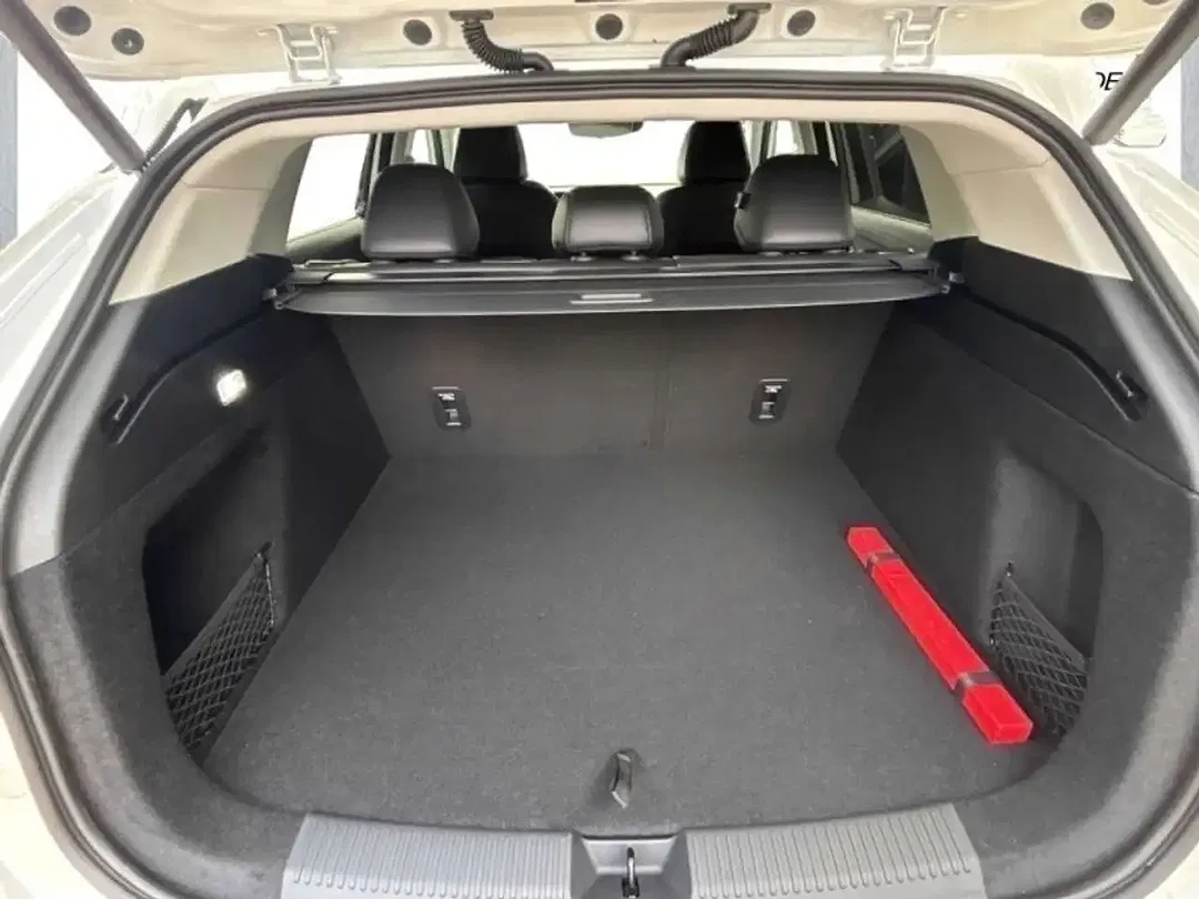 MG HS Hybrid Luxury - foto 12