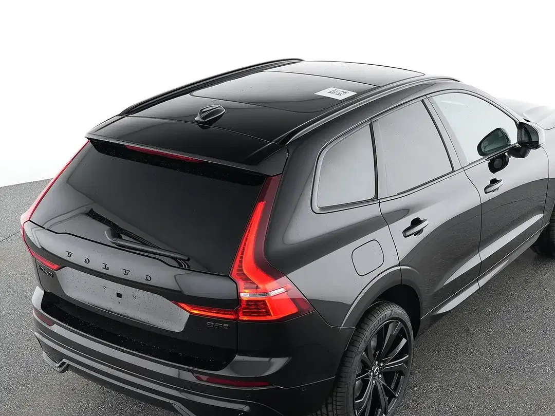Volvo XC60 AWD Plus Dark - Thumbnail 9