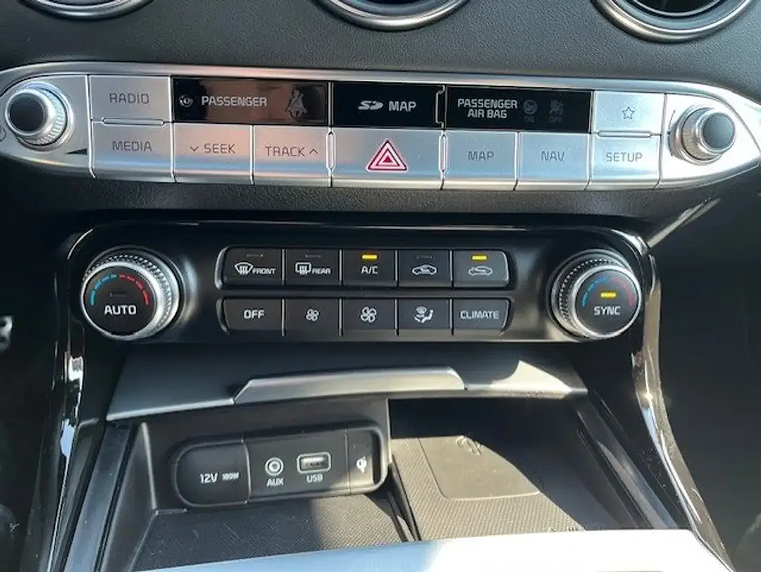Kia Stinger 4WD GT - foto 15