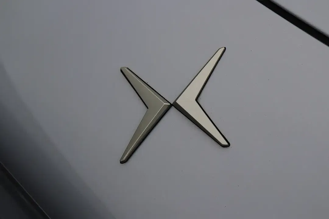 Polestar 4 100 kWh Long Range Dual Motor Plus Pilot - foto 2