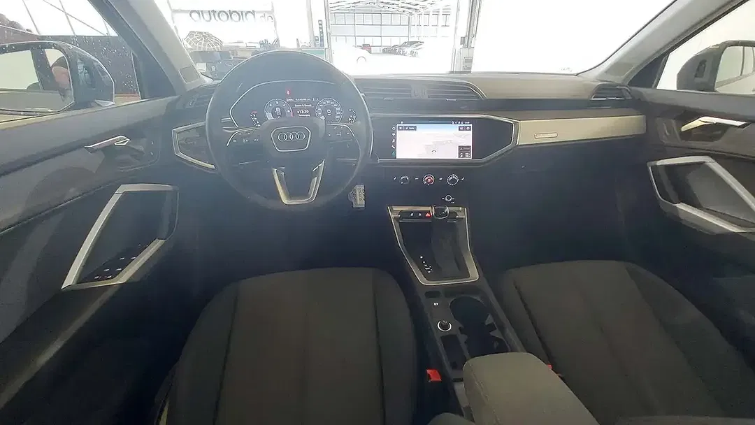Audi Q3 35 TDI - Thumbnail 9