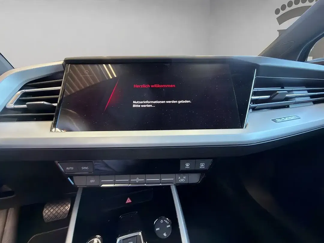 Audi Q4 e-tron 40 - foto 15