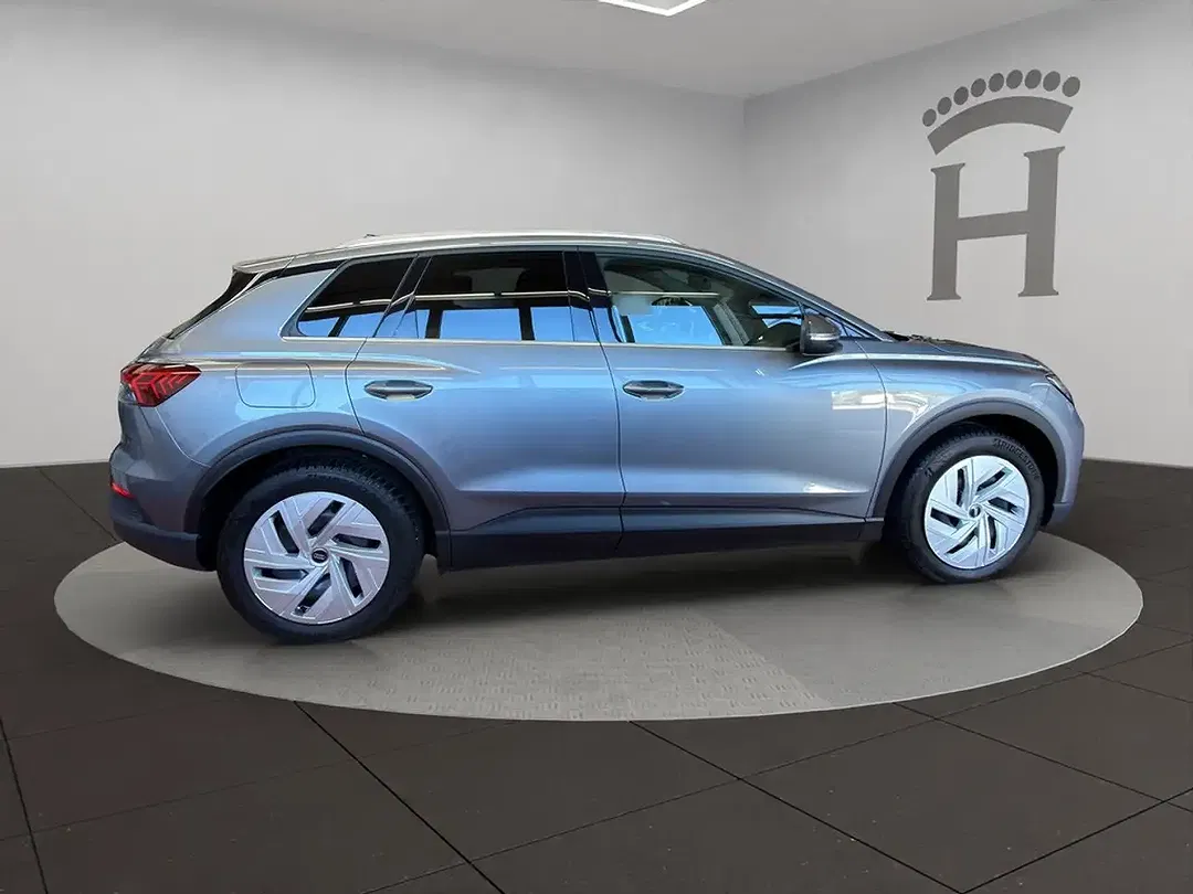 Audi Q4 e-tron 40 - Thumbnail 7